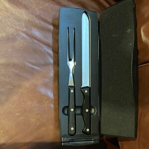 Pampered Chef Black and Silver Carving Utensil Set